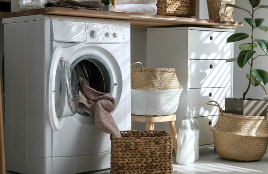 À quelle fréquence faut-il laver les vêtements de bébé?