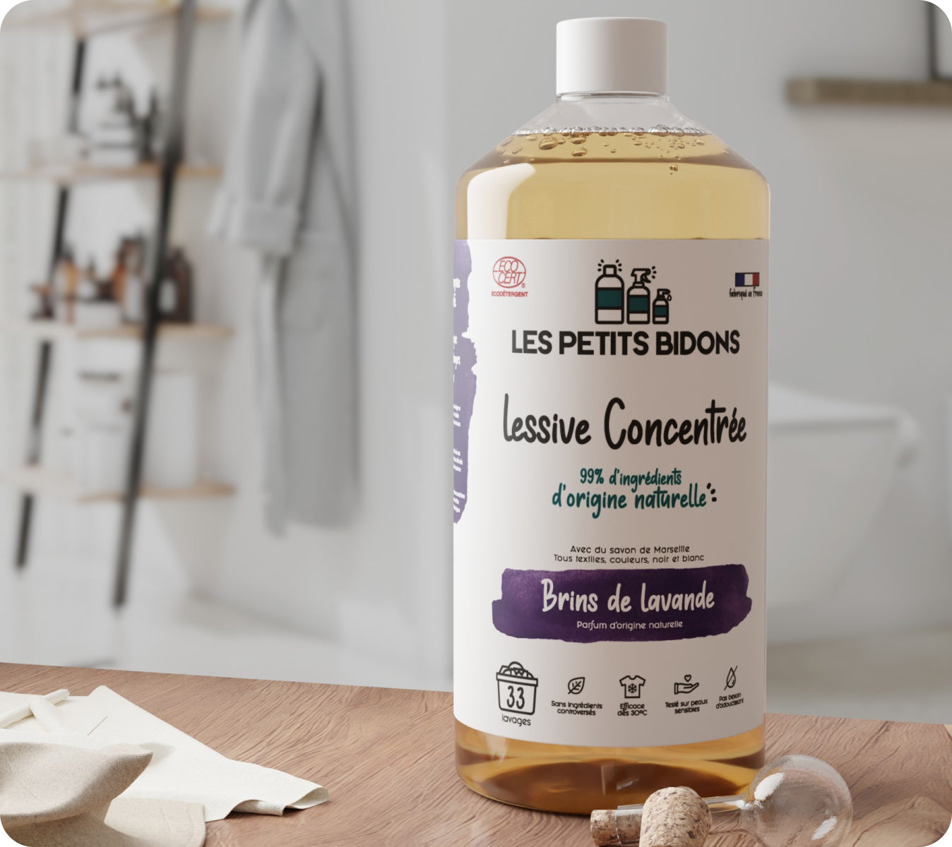Lessive concentrée lavande Les Petits Bidons 99,6% d’ingrédients d’origine naturelle, 1L – efficace à basse température et adaptée aux peaux sensibles